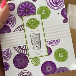 Scentsy star wall warmer